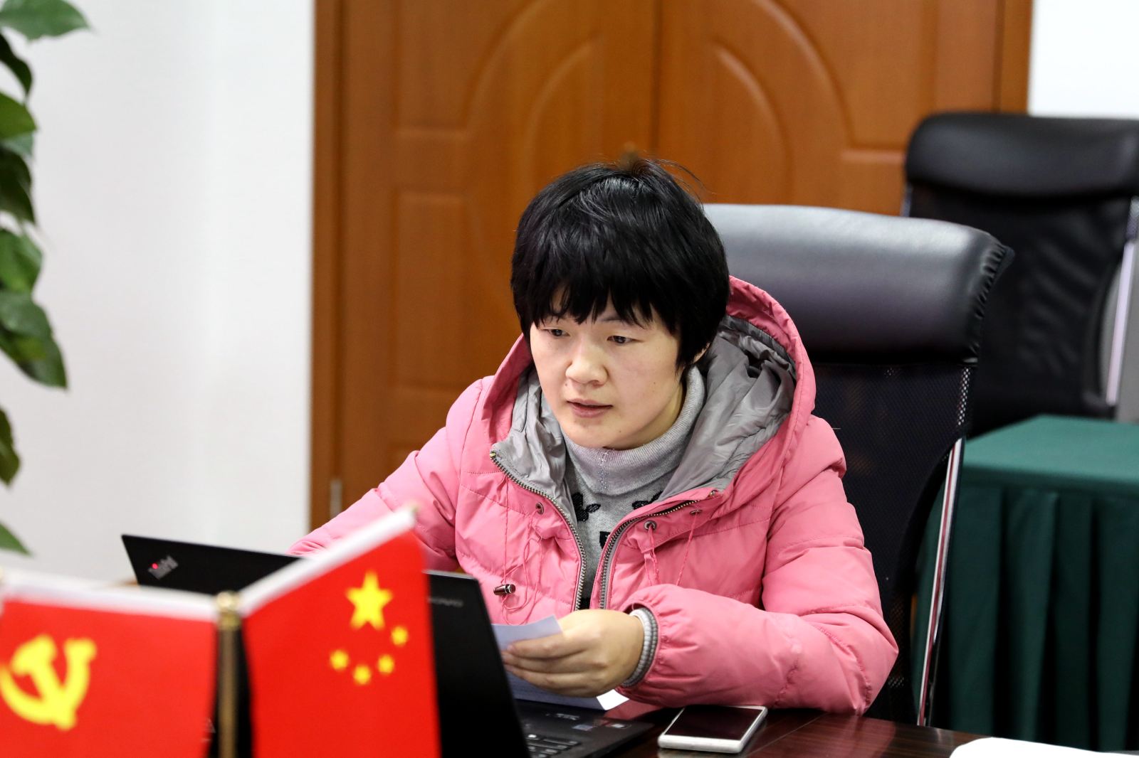 以党建述职评议为抓手，将全面从严治党落到实处 ——计算机科学与世俱杯sjb官网基层党支部书记述职交流会