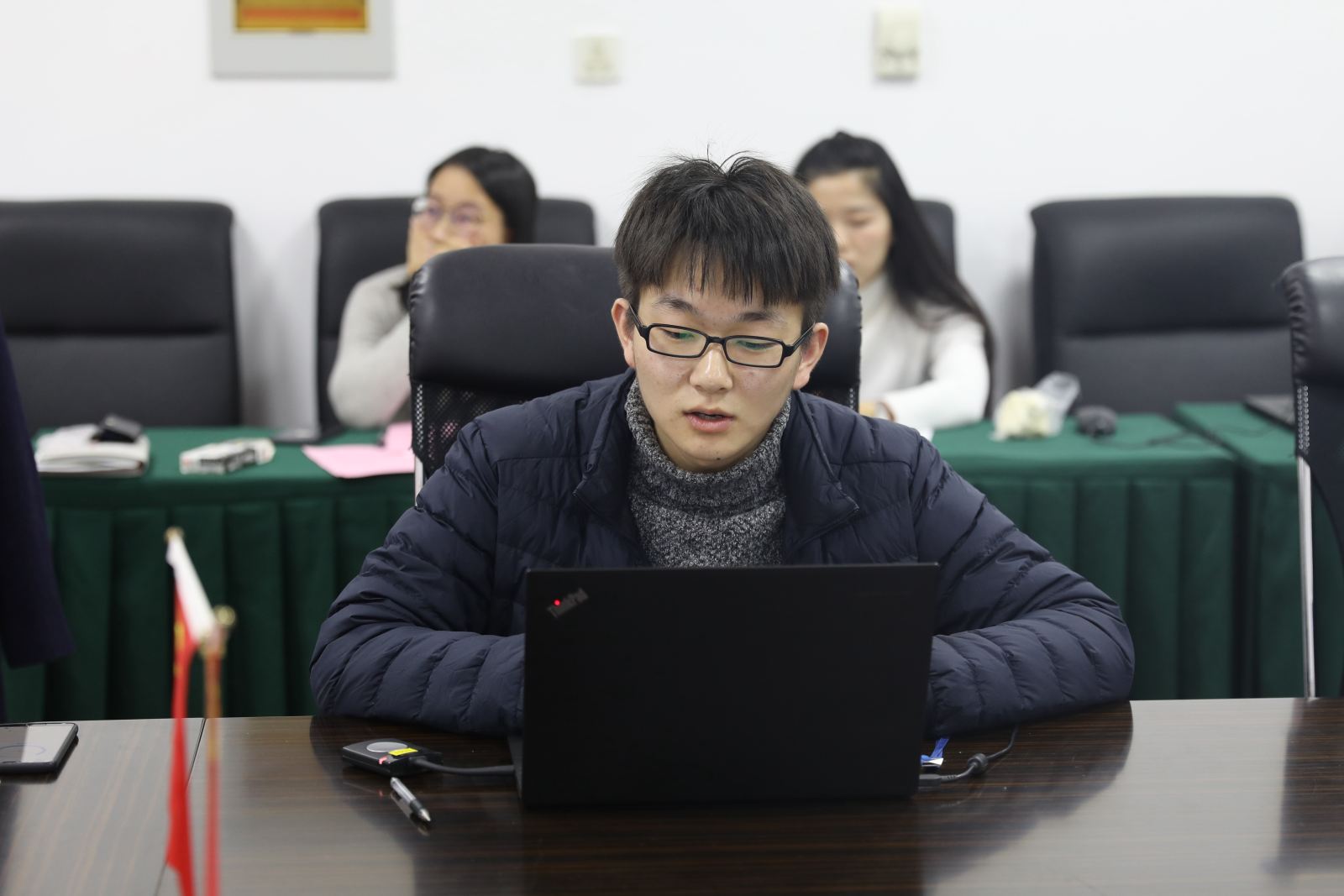 世俱杯sjb官网党委召开支部书记述职交流会