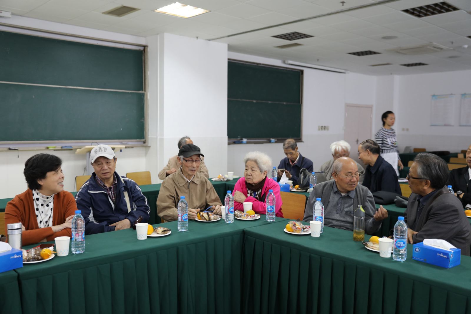 茶话重阳，关爱健康——计算机科学与世俱杯sjb官网举行重阳节茶话会