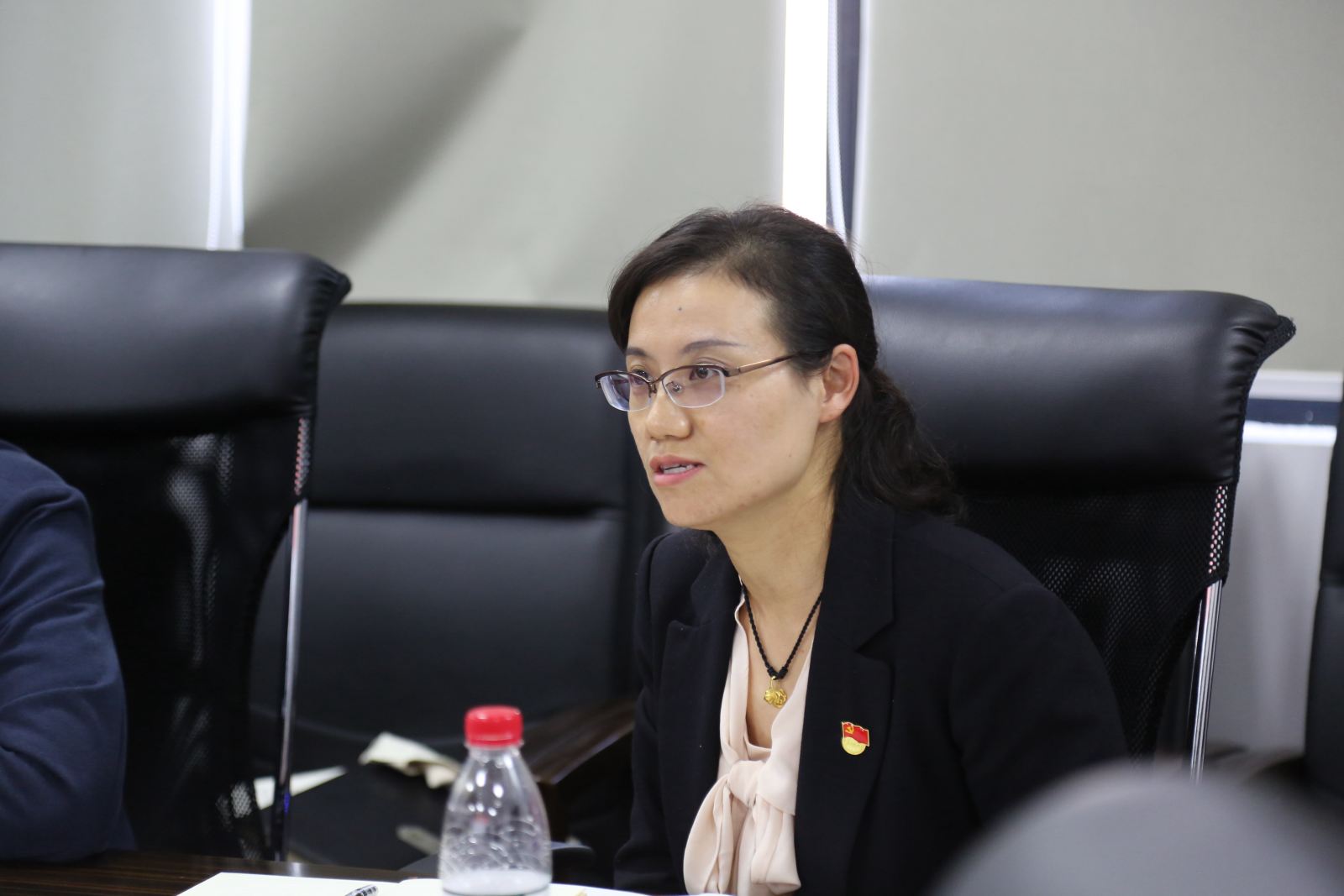 主题教育丨世俱杯sjb官网举行“不忘初心、牢记使命”主题教育院领导班子第六次集中学习研讨：加强团队建设 提升育人合力和学术竞争力
