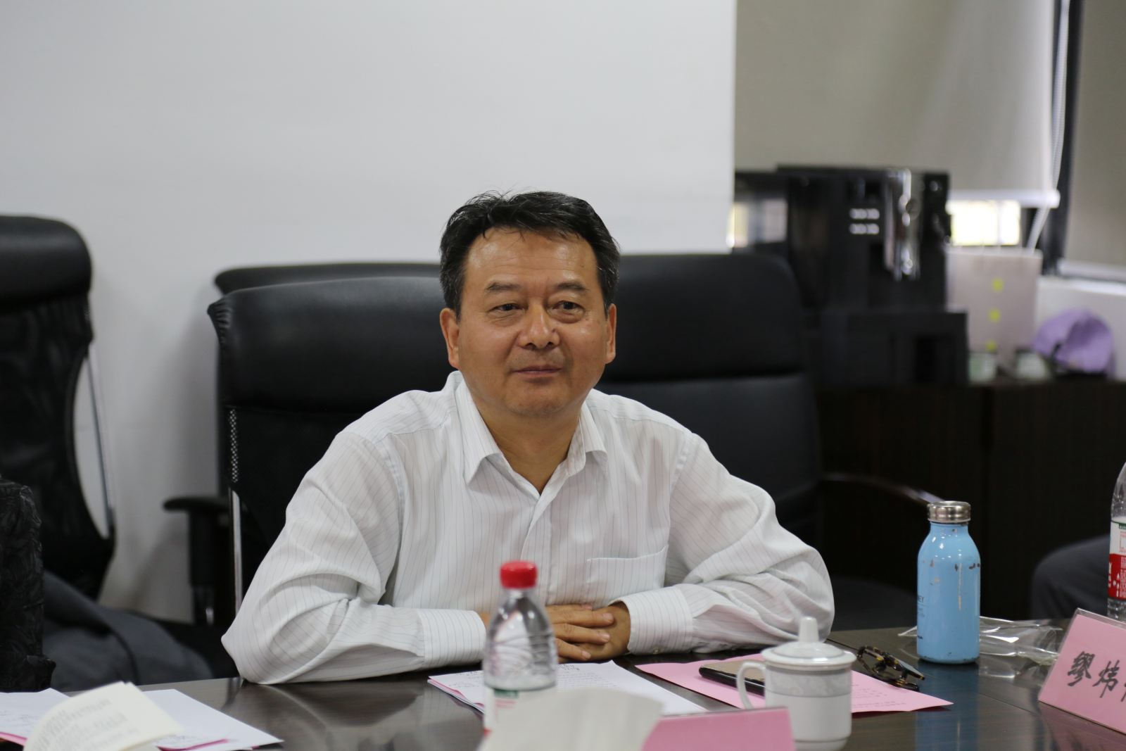 主题教育丨世俱杯sjb官网举行“不忘初心、牢记使命”主题教育院领导班子第六次集中学习研讨：加强团队建设 提升育人合力和学术竞争力