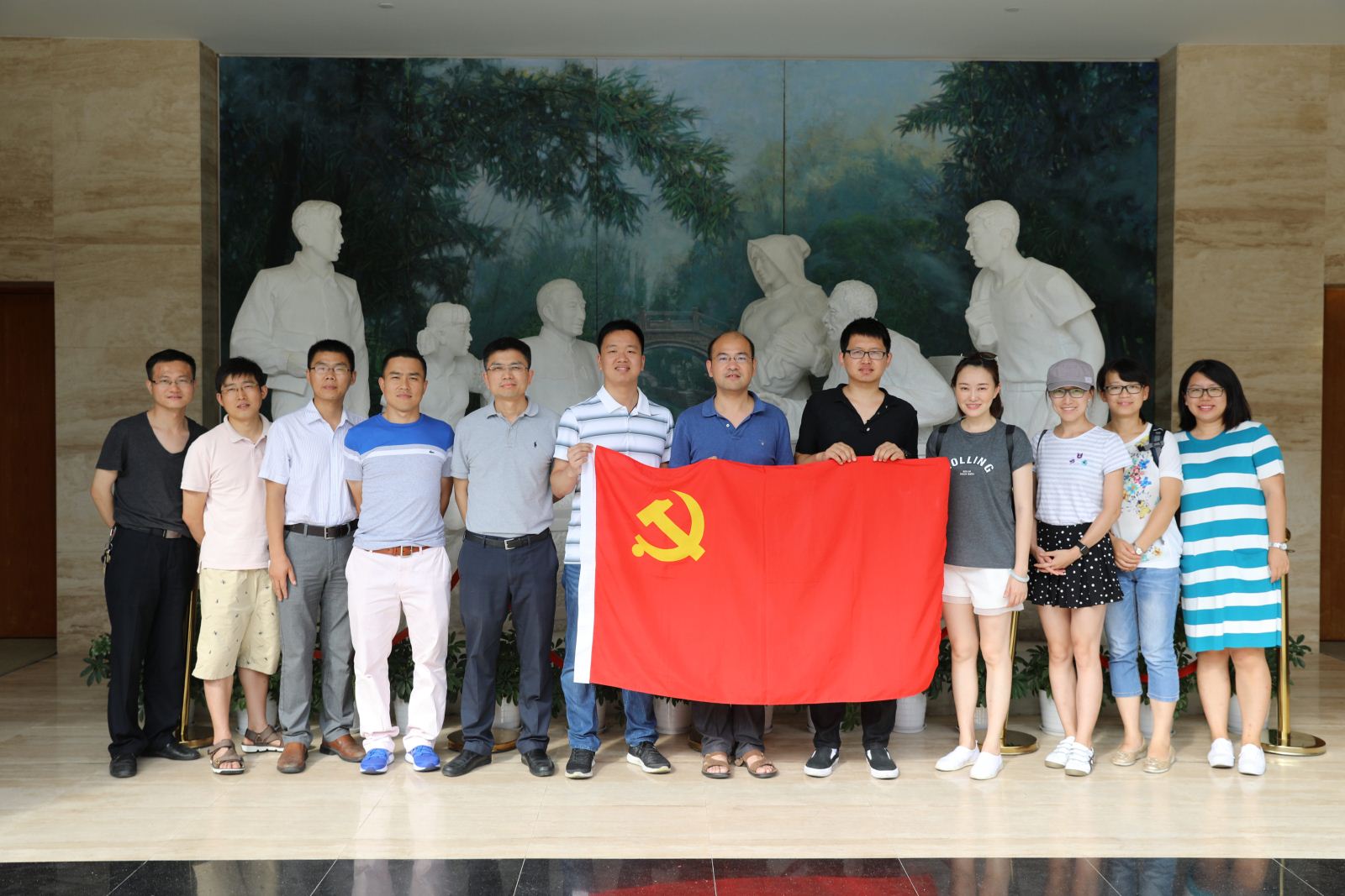 学习陈云五种精神，争做“两学一做”先锋 ——计算机科学与世俱杯sjb官网师生党员赴陈云纪念馆参观学习