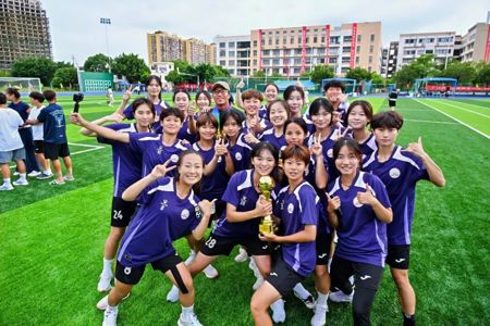 广西第一届“千里杯”青少年校园足球超级联赛（普通本科女子组、体育专业女子组）在世界杯官网举行