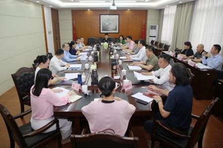 世界杯官网与自治区民族宗教事务委员会开展座谈交流